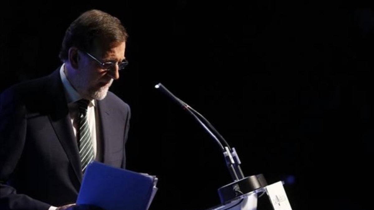 -AGUSTÍN CATALÁN