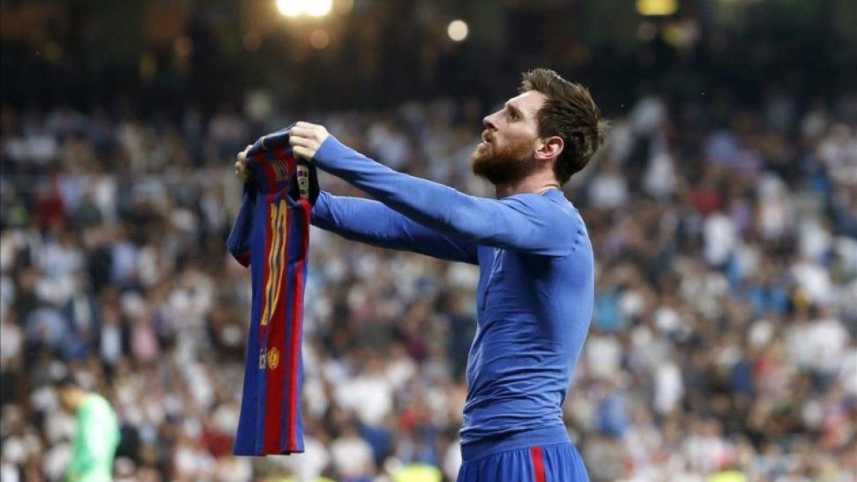Messi, después del gol de la victoria en el Bernabéu en la pasada Liga-JUAN CARLOS HIDALGO / EFE