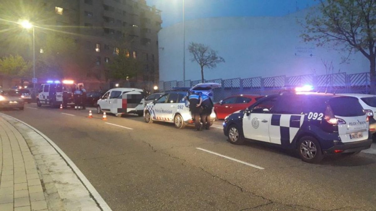 Control de alcoholemia en Valladolid.-@PoliciaVLLTwitter