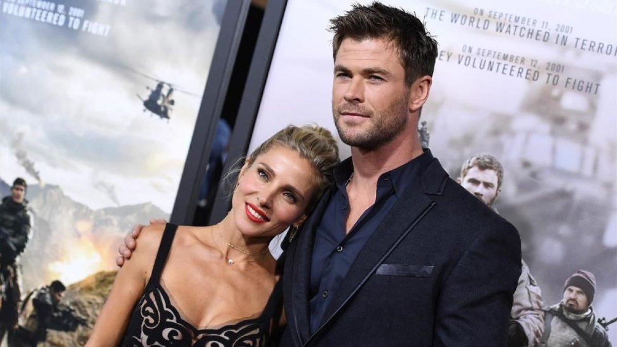 Chris Hemsworth y Elsa Pataky, en la presentación de 12 Strong en Nueva York, el pasado 16 de enero-. / AFP / ANGELA WEISS