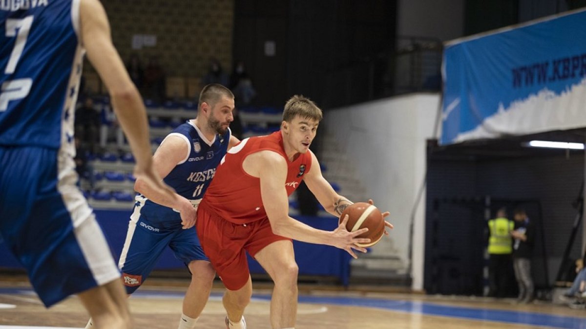 Berg, con Dinamarca./ EM