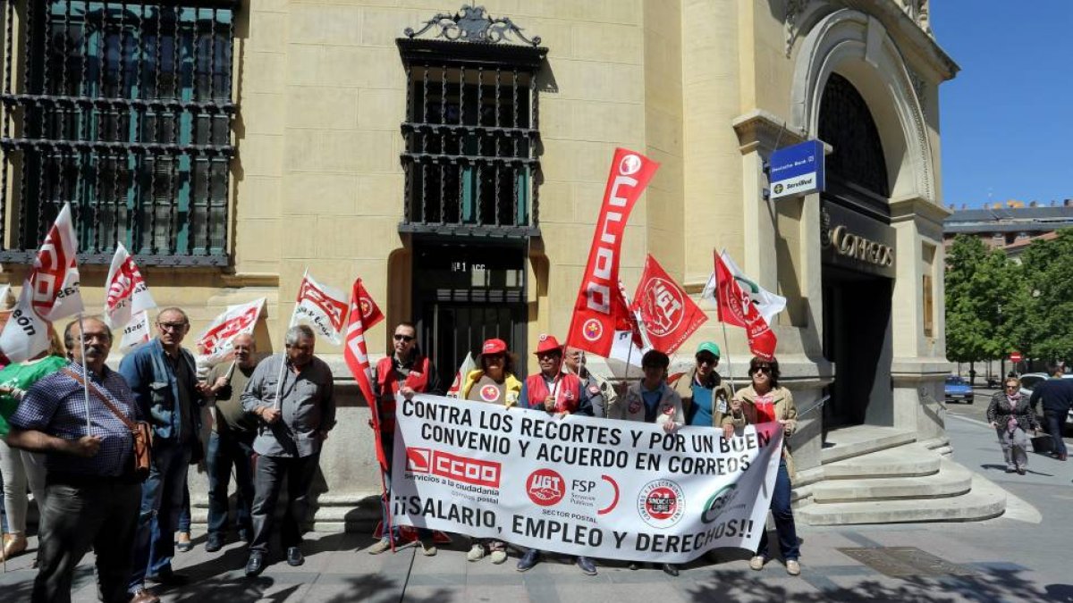 Uno de los momentos de la concentración de delegados sindicales.-ICAL