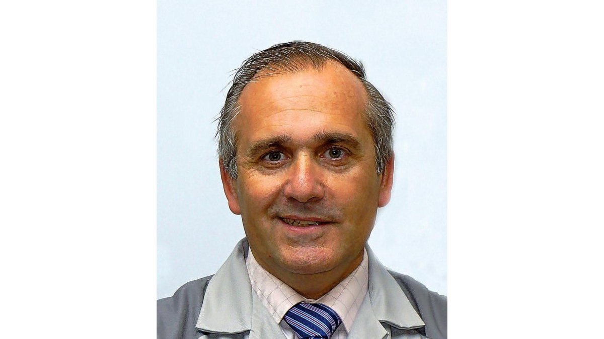 Javier Novo García.-J.M. LOSTAU