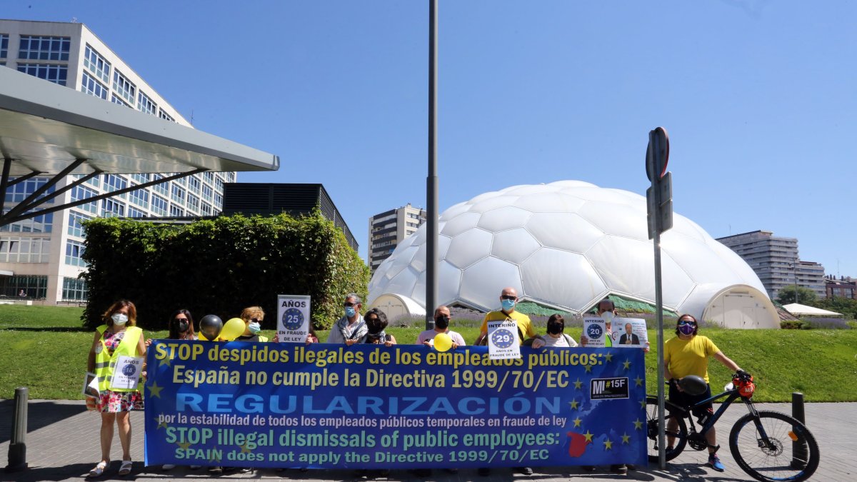 Concentración de interinos en Valladolid. - ICAL