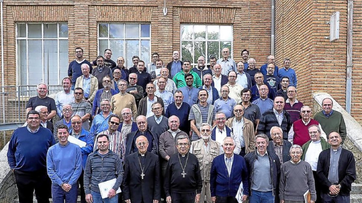 Imagen de la reunión celebrada el pasado fin de semana en Villalón de Campos.-ÁNGEL CANTERO