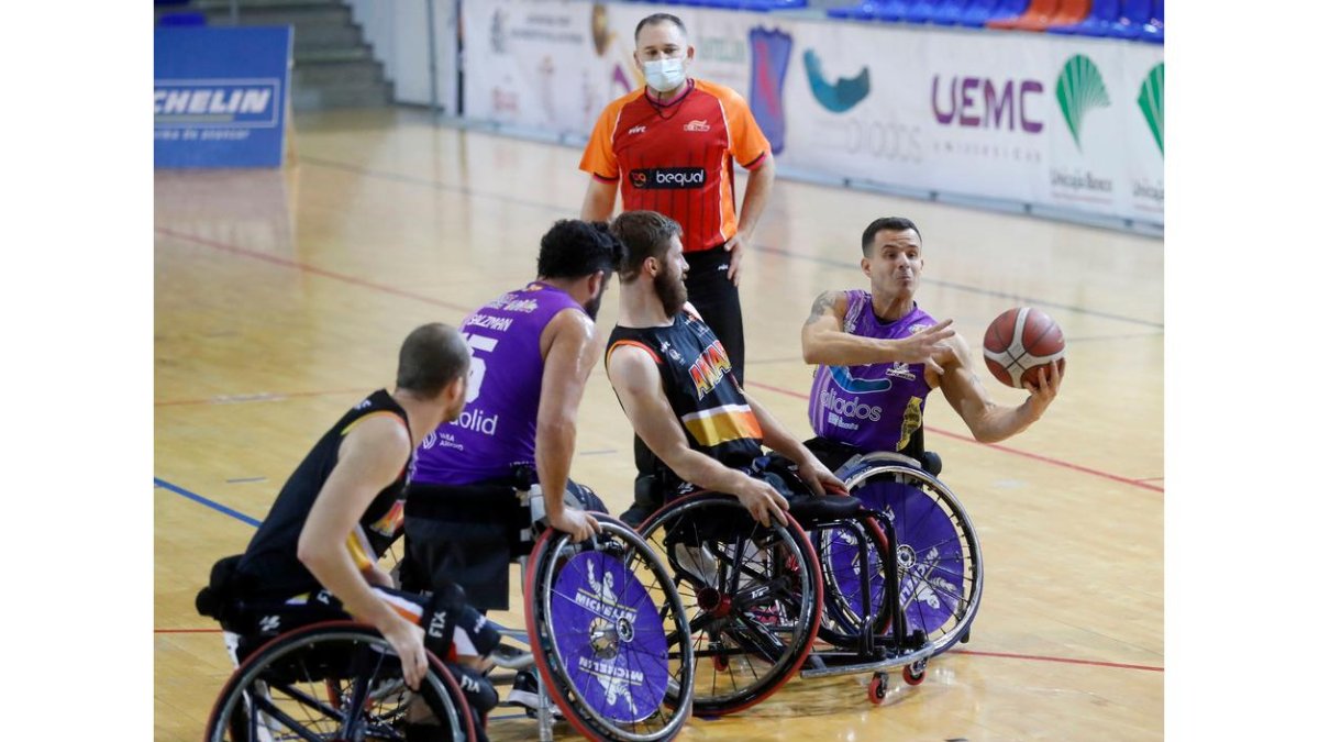 Fundación Aliados-Amiab Albacete en la ida. / E.M.