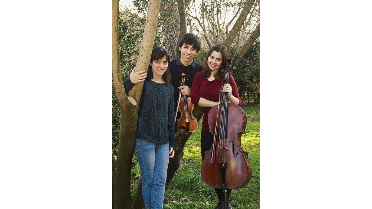 ina Aranda, Bernardo Aguiar y Beatriz Perona.-A. PÁEZ DEL SOLAR