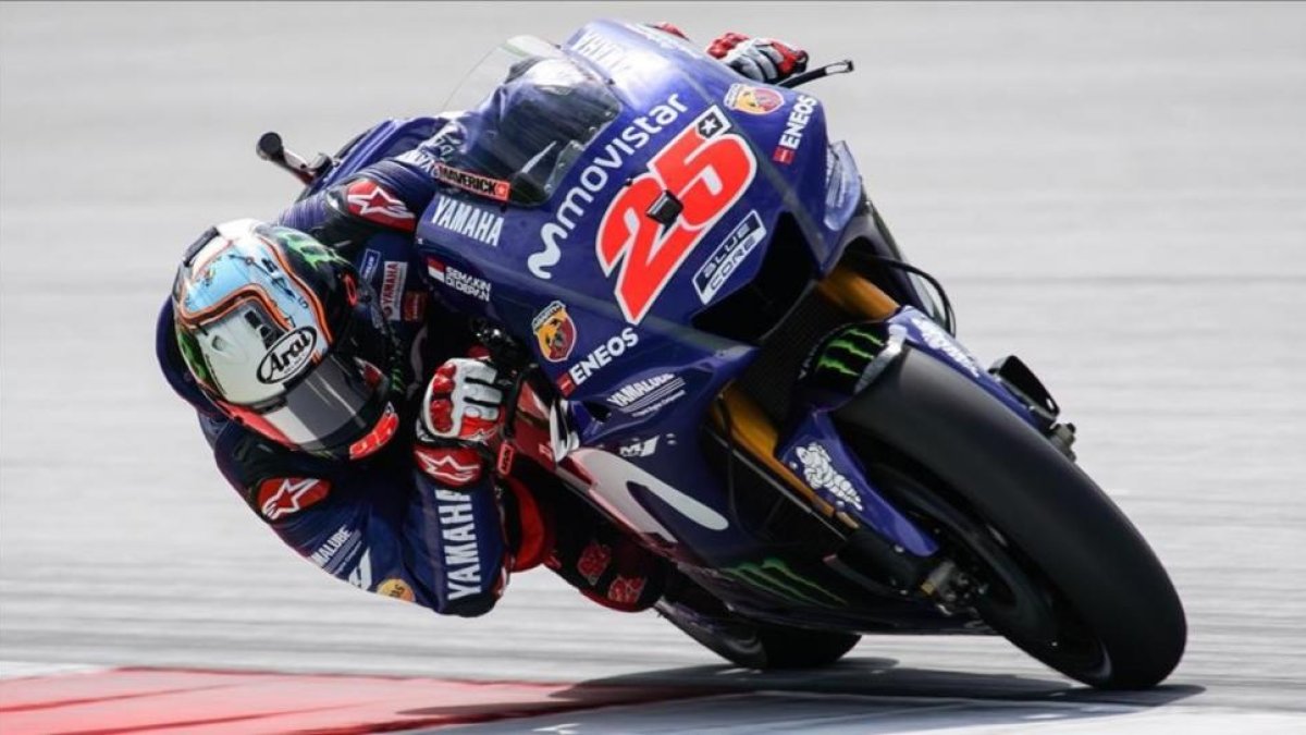 Maverick Viñales (Yamaha) ha logrado ser el más veloz hoy en el segundo día de entrenamientos en Sepang (Malasia).-ALEJANDRO CERESUELA
