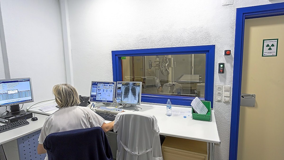 El servicio de radiología del Hospital Río Hortega. PHOTOGENIC/MIGUEL ÁNGEL SANTOS