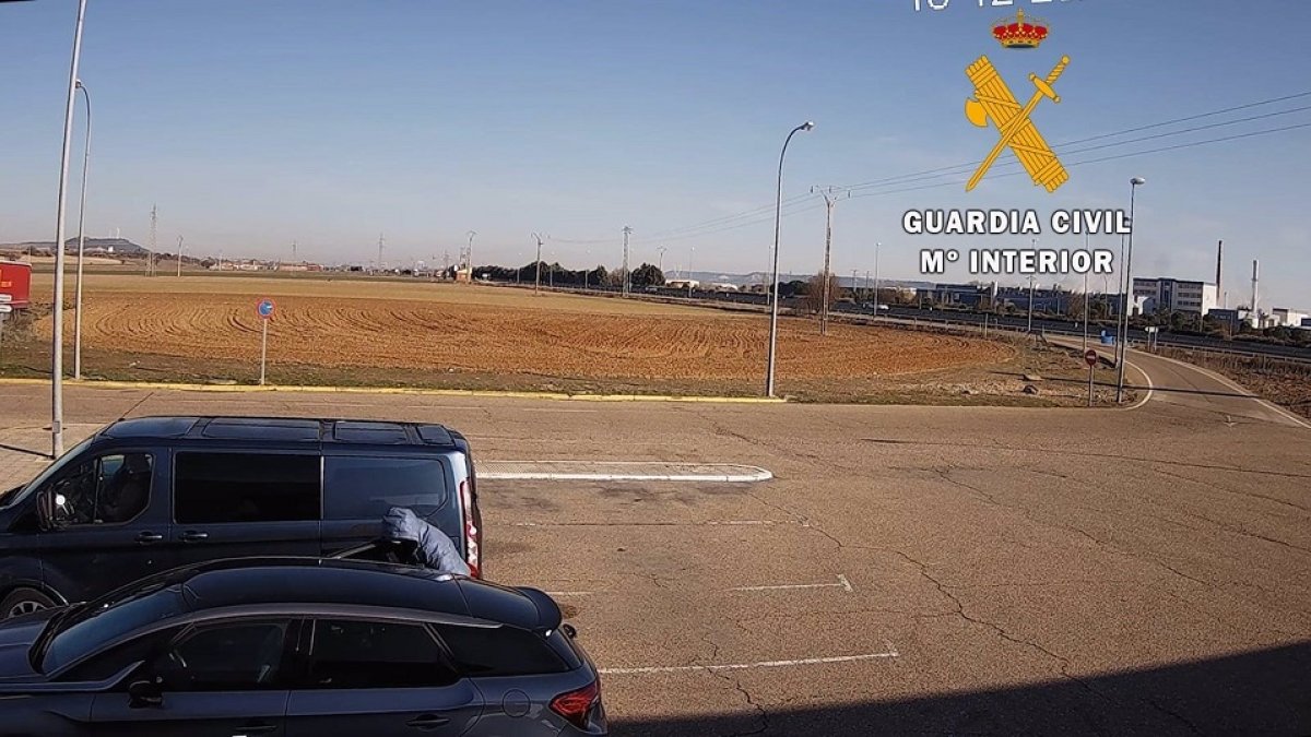 La Guardia Civil ha detenido a cuatro personas por once robos en gasolineras y áreas de descanso de distintas provincias de CyL y Madrid.- E. PRESS