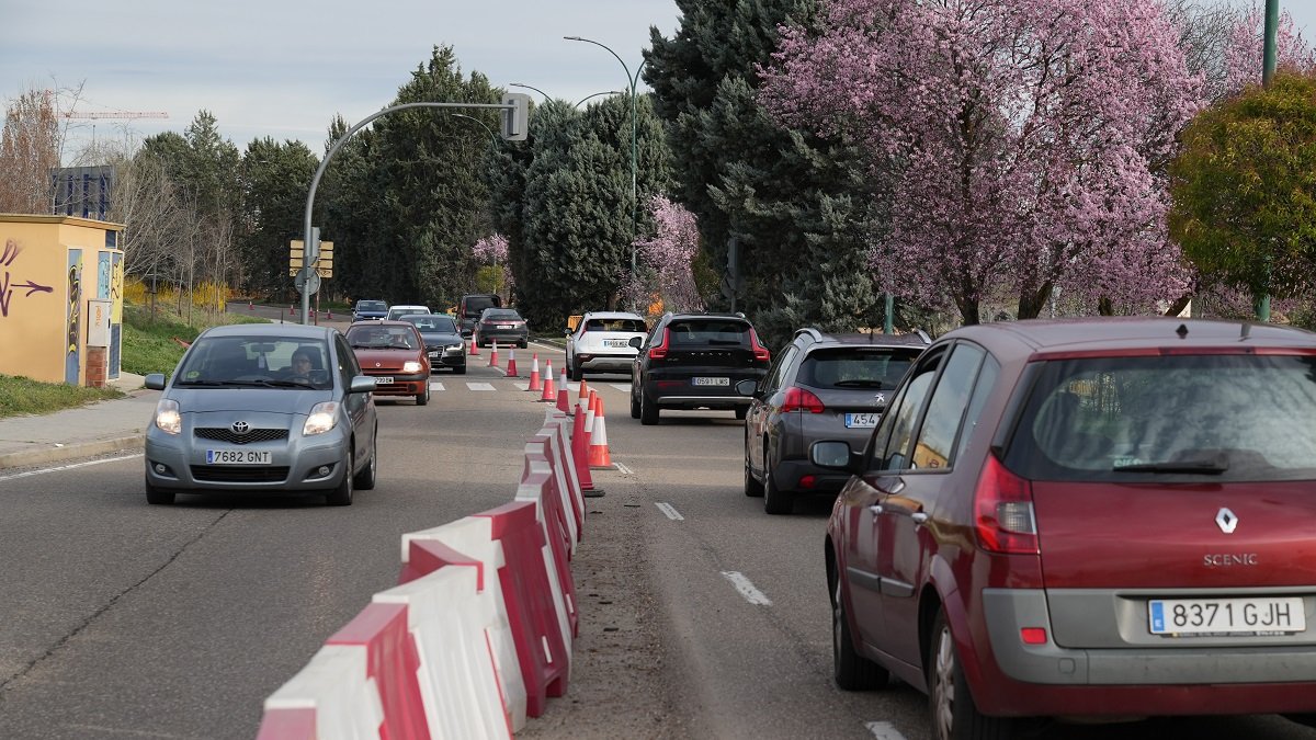 Obras en la calle padre José Acosta.- J.M. LOSTAU