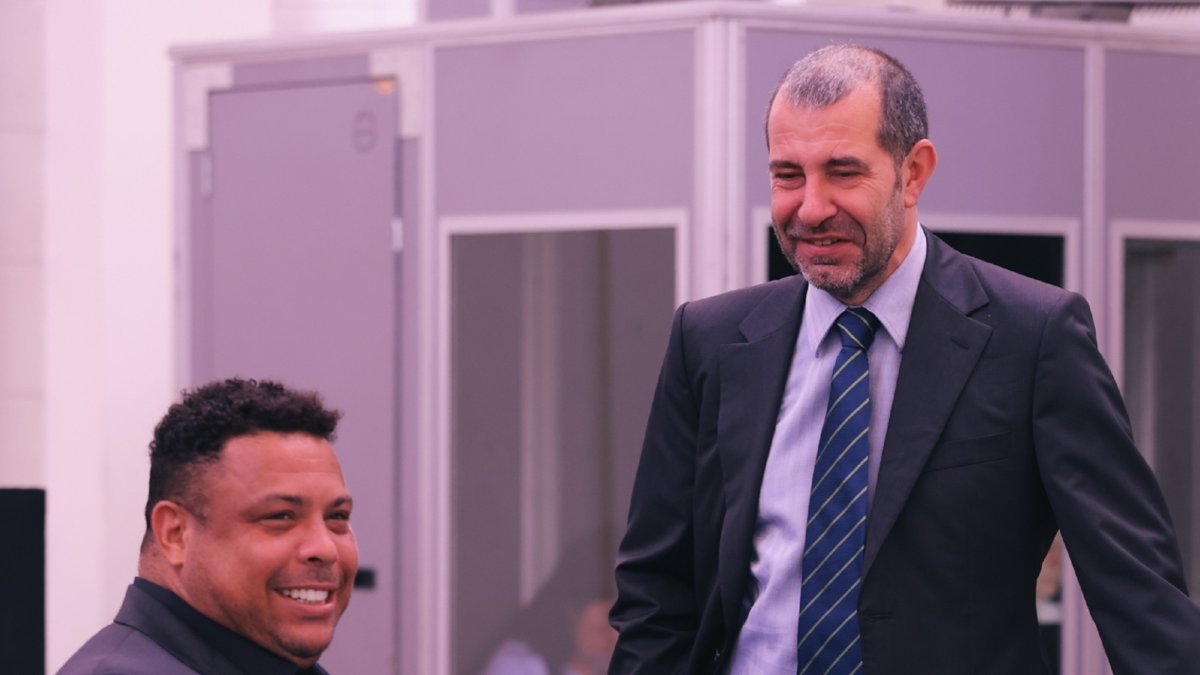 Ronaldo Nazário y David Espinar.