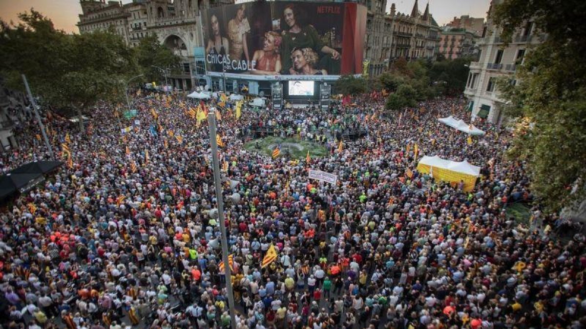 Asistentes a la concentración de Barcelona un año después del 20-S.-CARLOS MONTAÑES