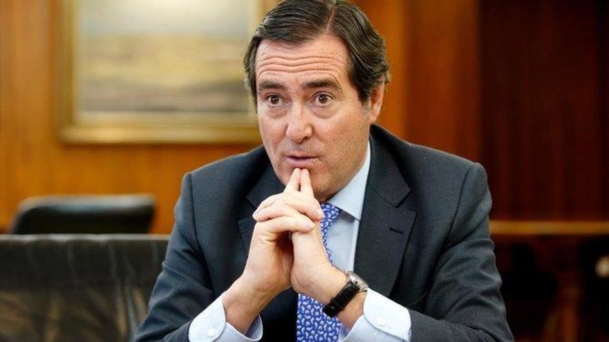 Antonio Garamendi.-