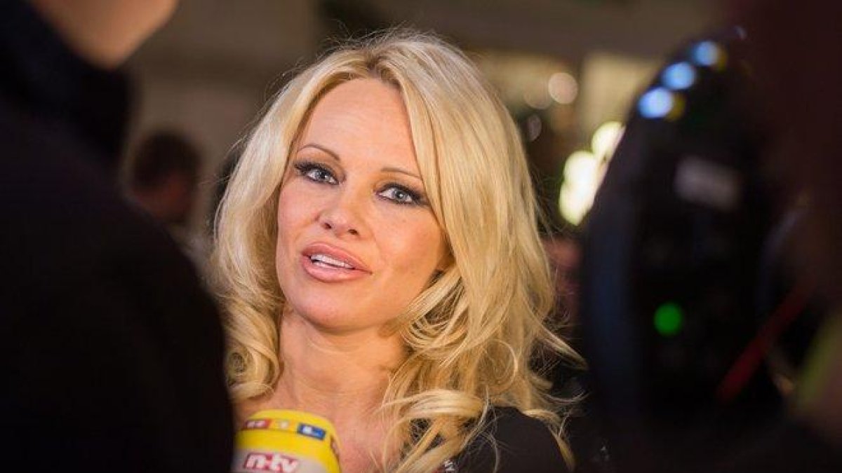 Imagen de Pamela Anderson en el resort de ski Zauberberg Semmering (Austria).-EFE