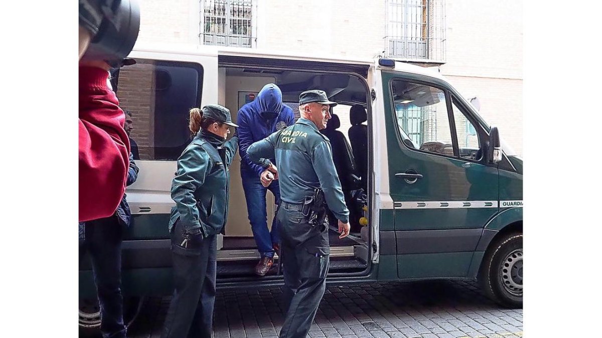 Declara Miguel Ángel López en los Juzgados de Medina.-MIGUEL ANGEL SANTOS/PHOTOGENIC