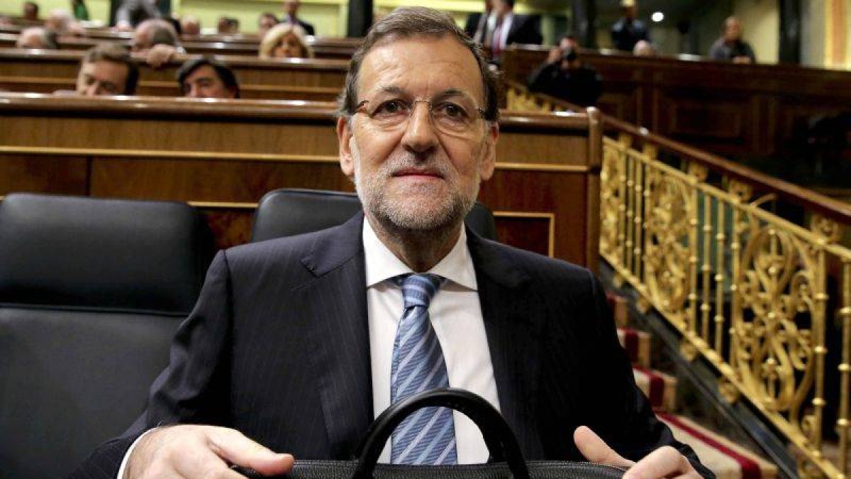 El presidente del Gobierno, Mariano Rajoy, al inicio hoy del pleno del Congreso de los Diputados.-Foto: EFE