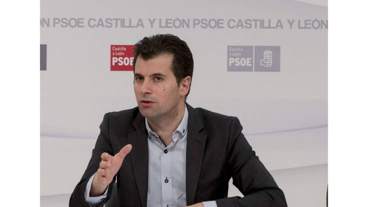 El secretario general del PSCyL y candidato a la Presidencia de la Junta, Luis Tudanca-Efe