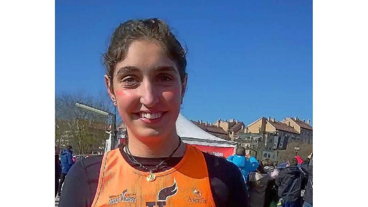 Ángela Viciosa, tras ganar en Gijón.-EM