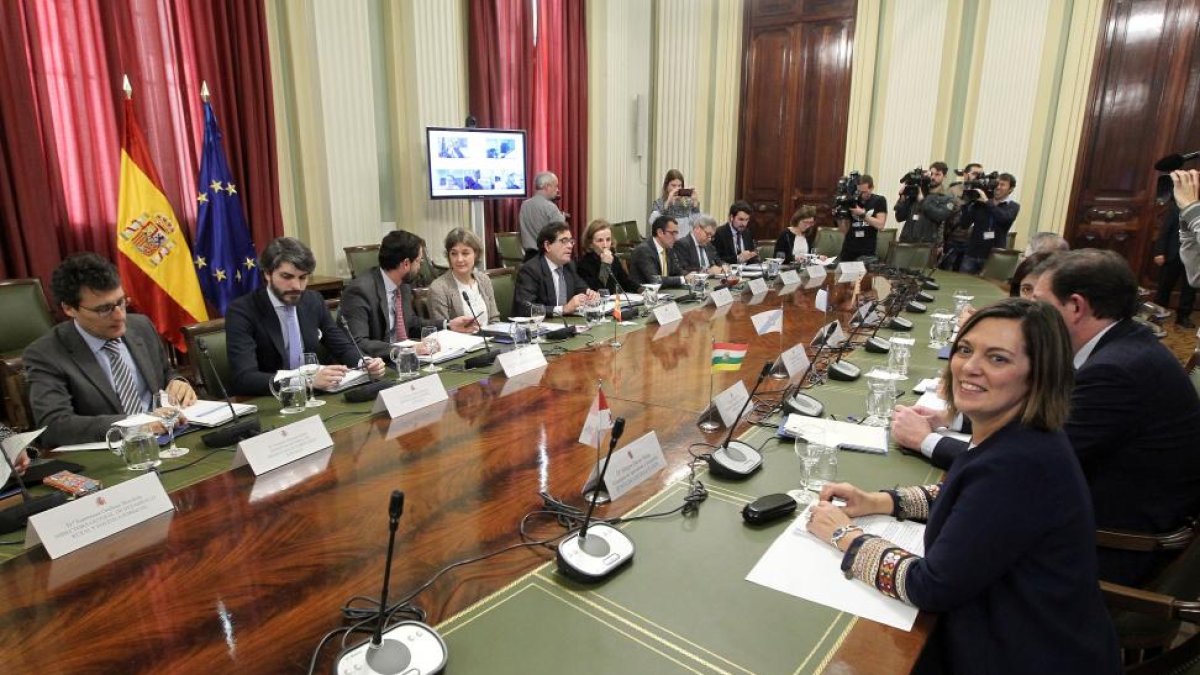 Milagros Marcos asiste al Consejo Consultivo de Política Agrícola para asuntos comunitarios.-ICAL