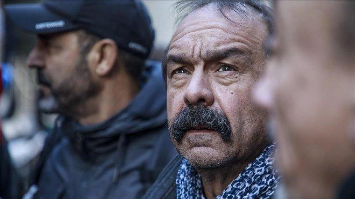 El secretario general del sindicato CGT,  Philippe Martinez, en un acto de protesta este viernes en París.-EFE / CHRISTOPHE PETIT TESSON