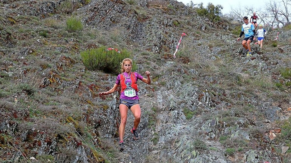 Patricia Muñoz, durante una bajada del recorrido.-D. V.