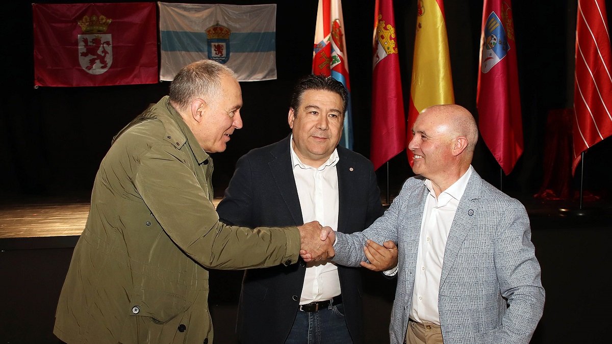 Luis Mariano Santos en un acto de campaña. ICAL.