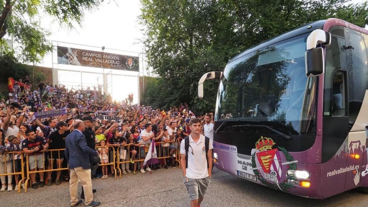 Recibimiento del Real Valladolid en Zorrilla.-MIGUEL ÁNGEL SANTOS