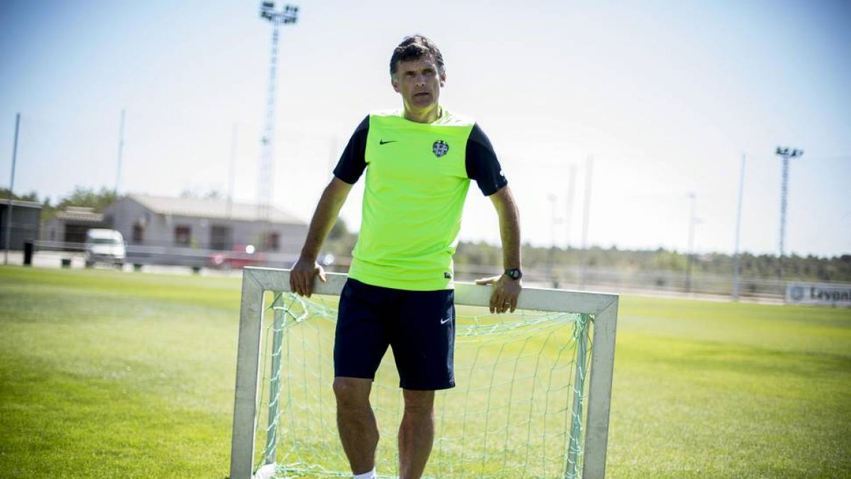 Mendilibar en su etapa con el Levante, último destino-Biel Rivas