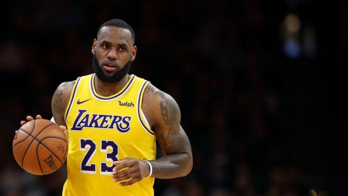 Lebron James, en su último partido con los Lakers.-GETTY IMAGES NORTH AMERICA