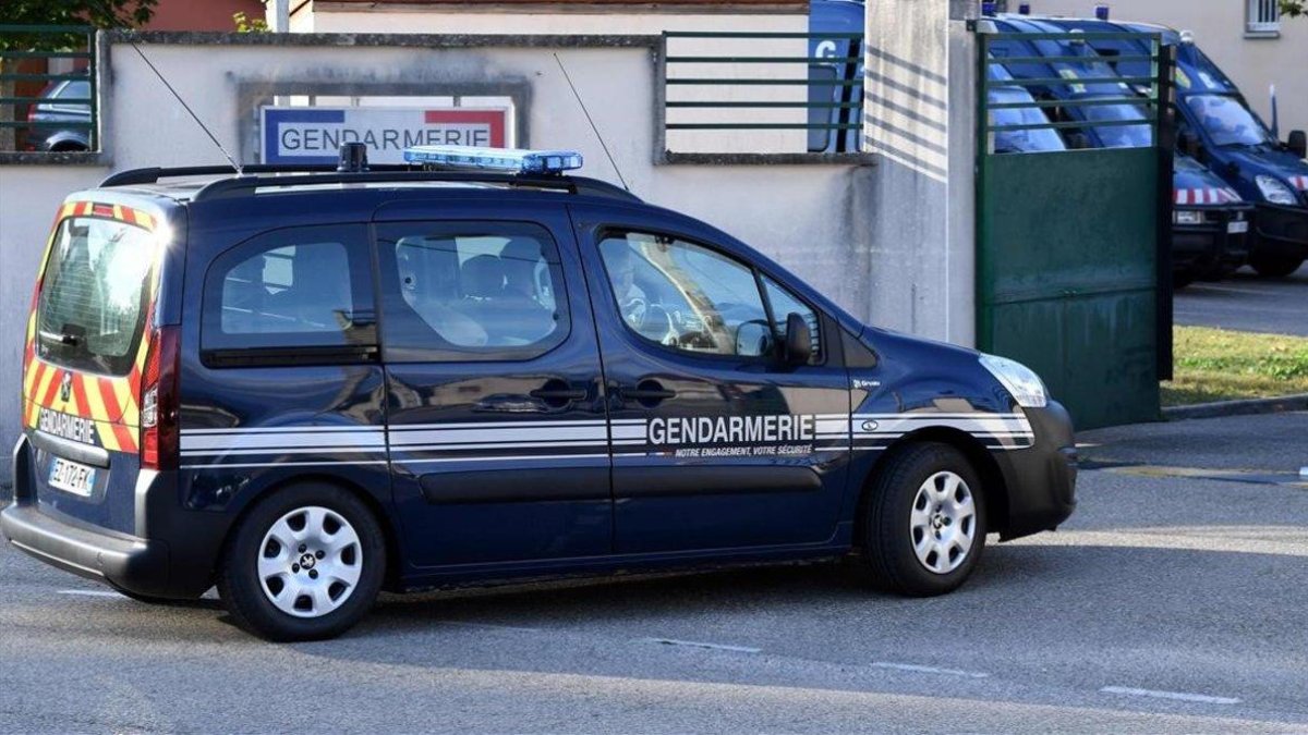 Un vehículo de la Gendarmerie, la policía francesa.-AFP