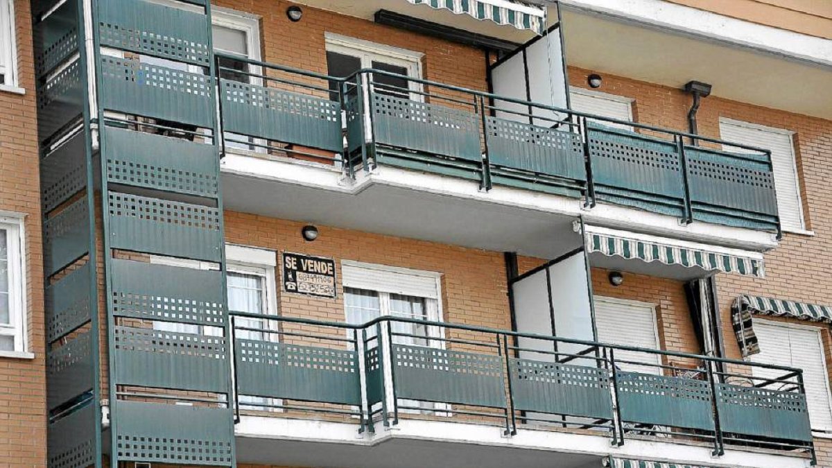 Edificio sin habitar en Valladolid-El Mundo