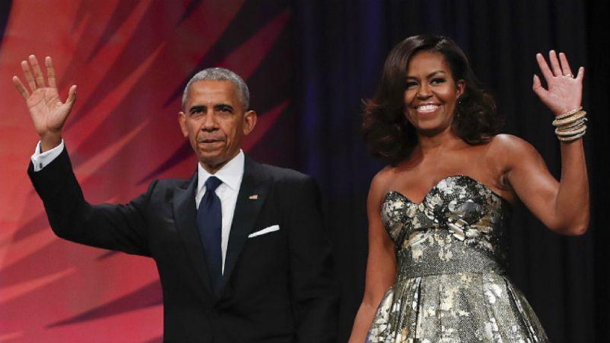 Barack Obama y Michelle Obama escribirán sus memorias para Penguin Random House por 65 millones de dólares.-AP / PABLO MARTÍNEZ MONSIVAIS