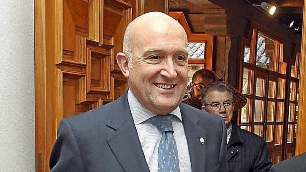 Jesús Julio Carnero-Ical