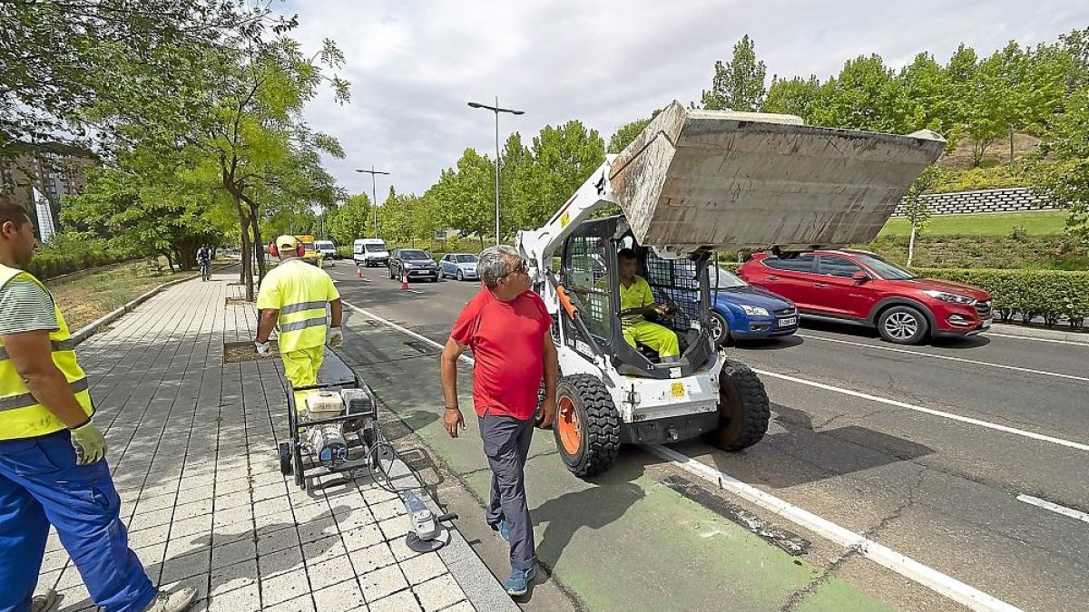 Obras en la Avenida de Salamanca.-PABLO REQUEJO / PHOTOGENIC