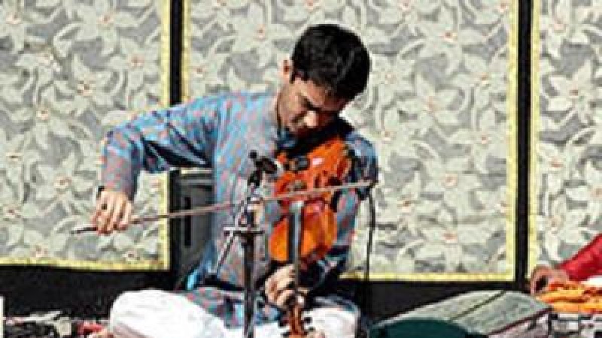 El artista indio Ambi Subramaniam.-WIKIPEDIA