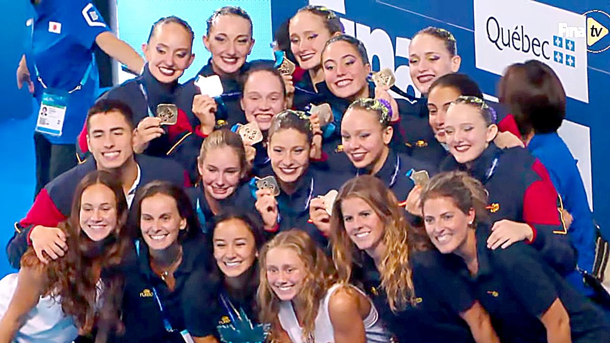 Laura López Valle y su equipo.