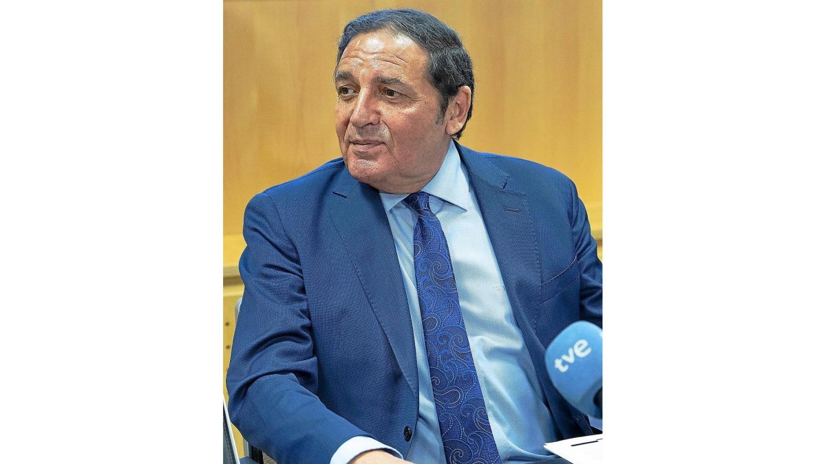 El consejero de Sanidad, Antonio María Sáez Aguado.-ICAL