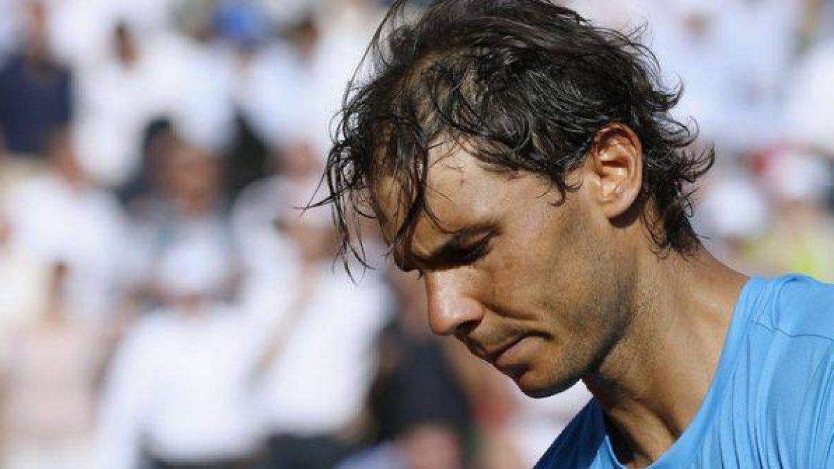 Rafael Nadal, durante el partido contra Novak Djokovic en cuartos de Roland Garros.-Foto: AFP / PATRICK KOVARIK