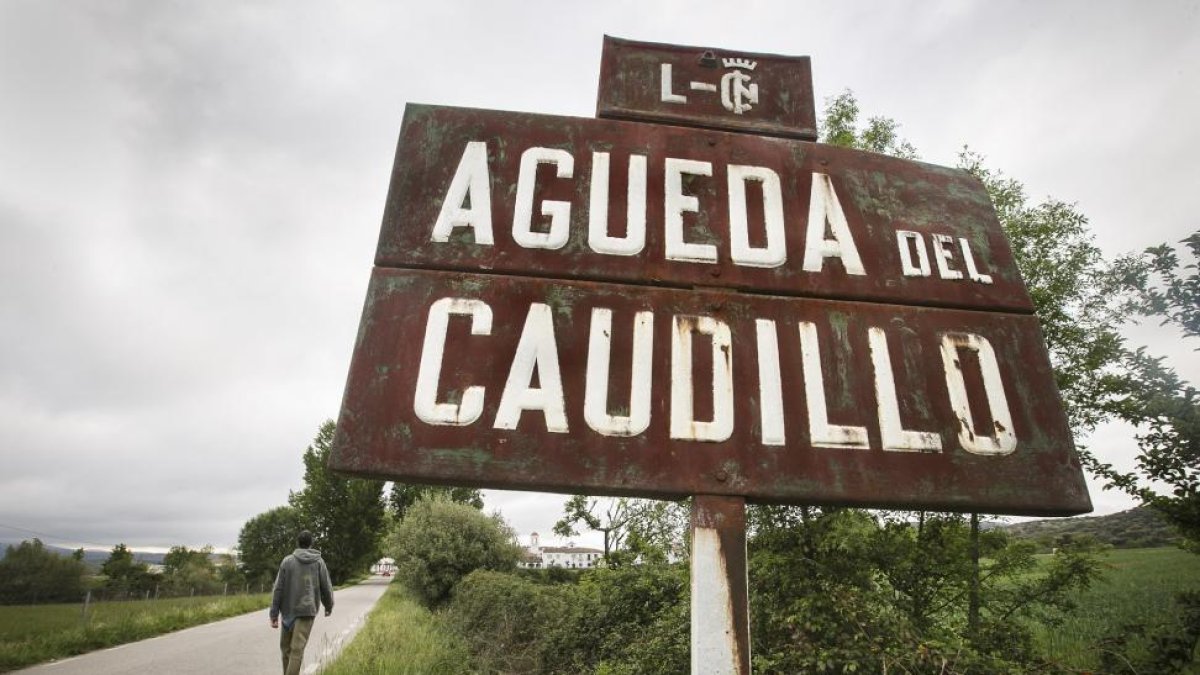 Este municipio de    la provincia de Salamanca, de nombre asociado al dictador, mantiene su denominación pese a la Ley de la Memoria Histórica-