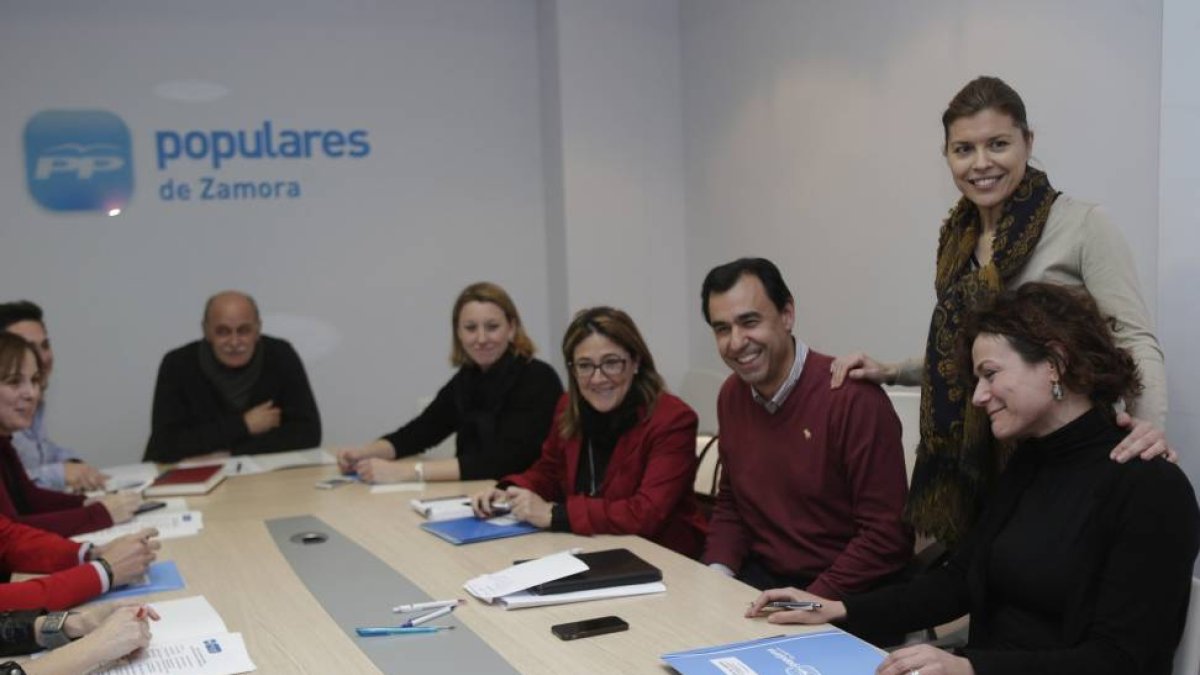 Reunión del comité de campaña del partido popular de Zamora-Ical