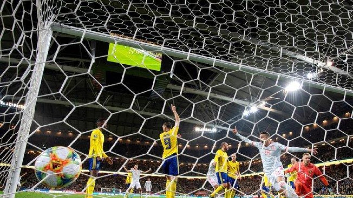 El gol de España llegó en el último suspiro.-