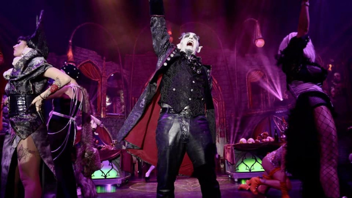 'Bacanal' del Circo de los Horrores.- E.M.