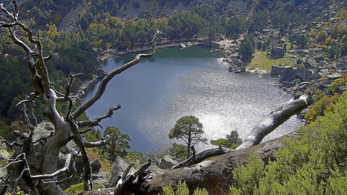 La Laguna Negra, a los pies del Pico Urbión, fuente de infinidad de leyendas.-E.M.