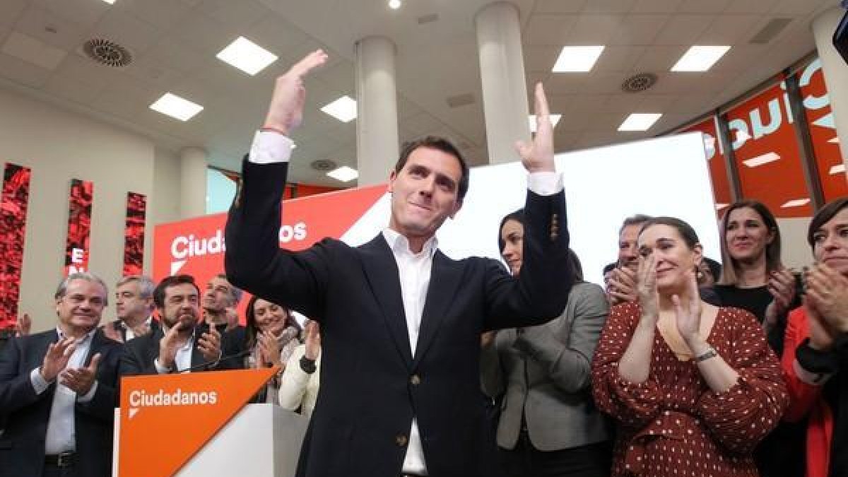 El presidente de Ciudadanos, Albert Rivera, durante su comparecencia para anunciar su dimisión.-ICAL