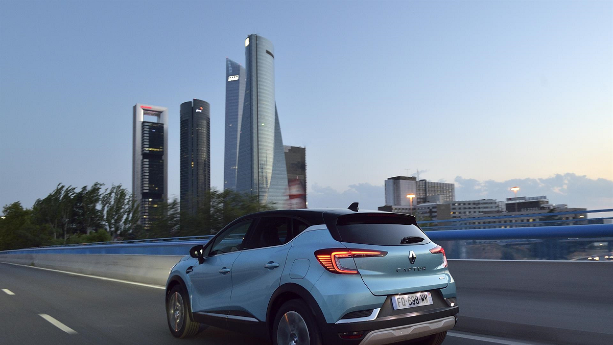 El Renault Captur es el híbrido enchufable más barato, según la OCU. - RENAULT - Archivo /Europa Press