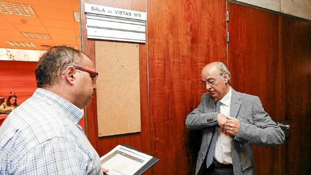 Luis Samaniego, en una comparecencia en los juzgados de Valladolid.-M. Á. SANTOS