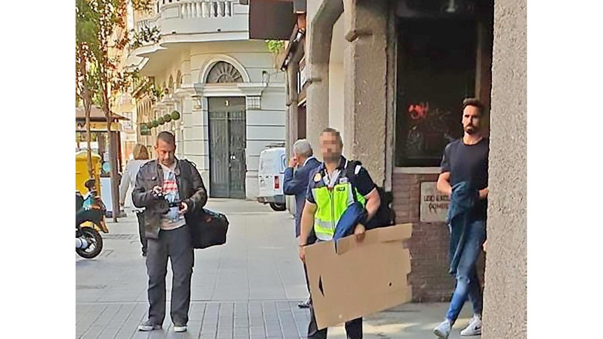 Momento de la detención de Borja esta mañana-E. M.