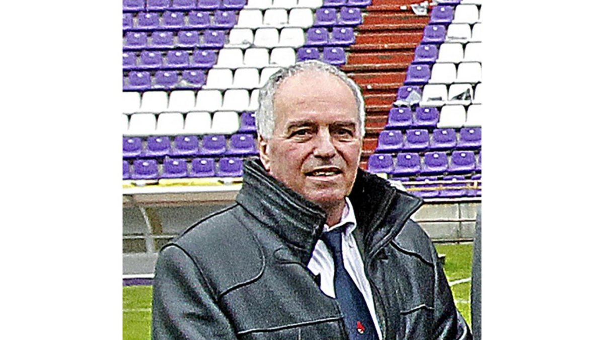 Alfonso Feijoo, prsidente de la FER, en el estadio Zorrilla.-J. M. LOSTAU