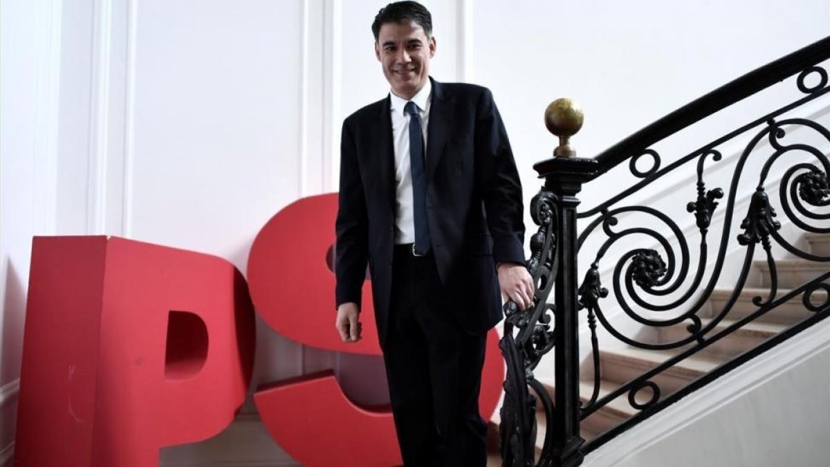 Olivier Faure, en la sede del Partido Socialista, en París.-/ AFP / STEPHANE DE SAKUTIN